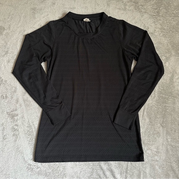 Zyia Active Chill Top Black Perforated Long Sleeve Athletic Shirt Size Medium - Picture 1 of 9